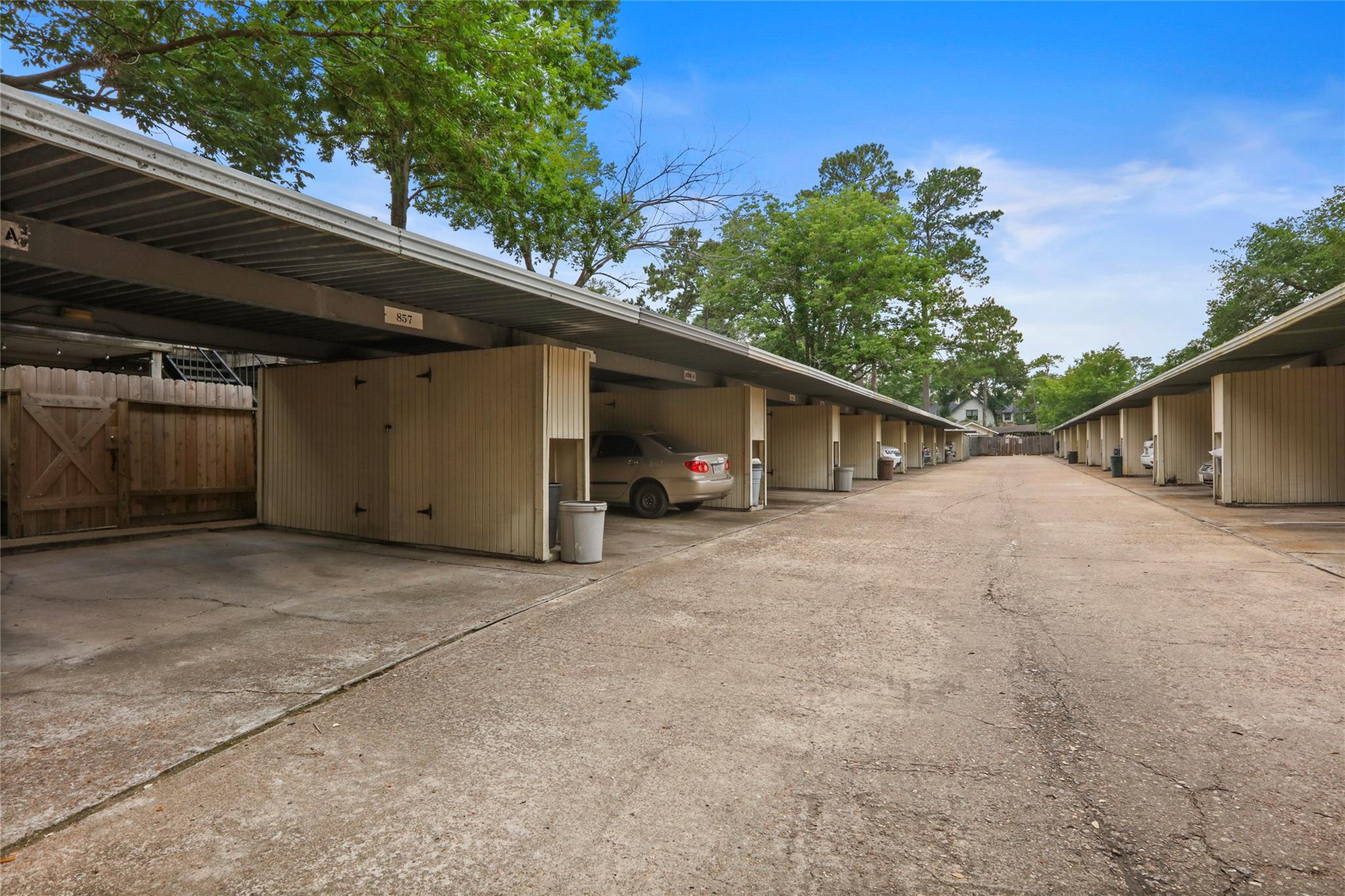 857 Wax Myrtle Lane # 4