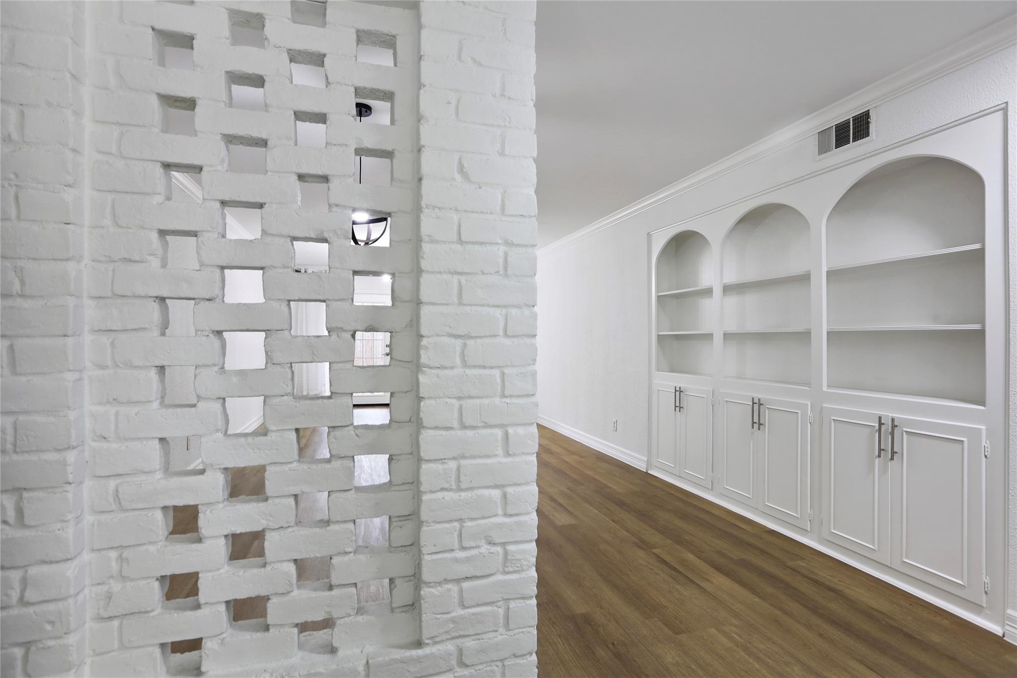 857 Wax Myrtle Lane # 4