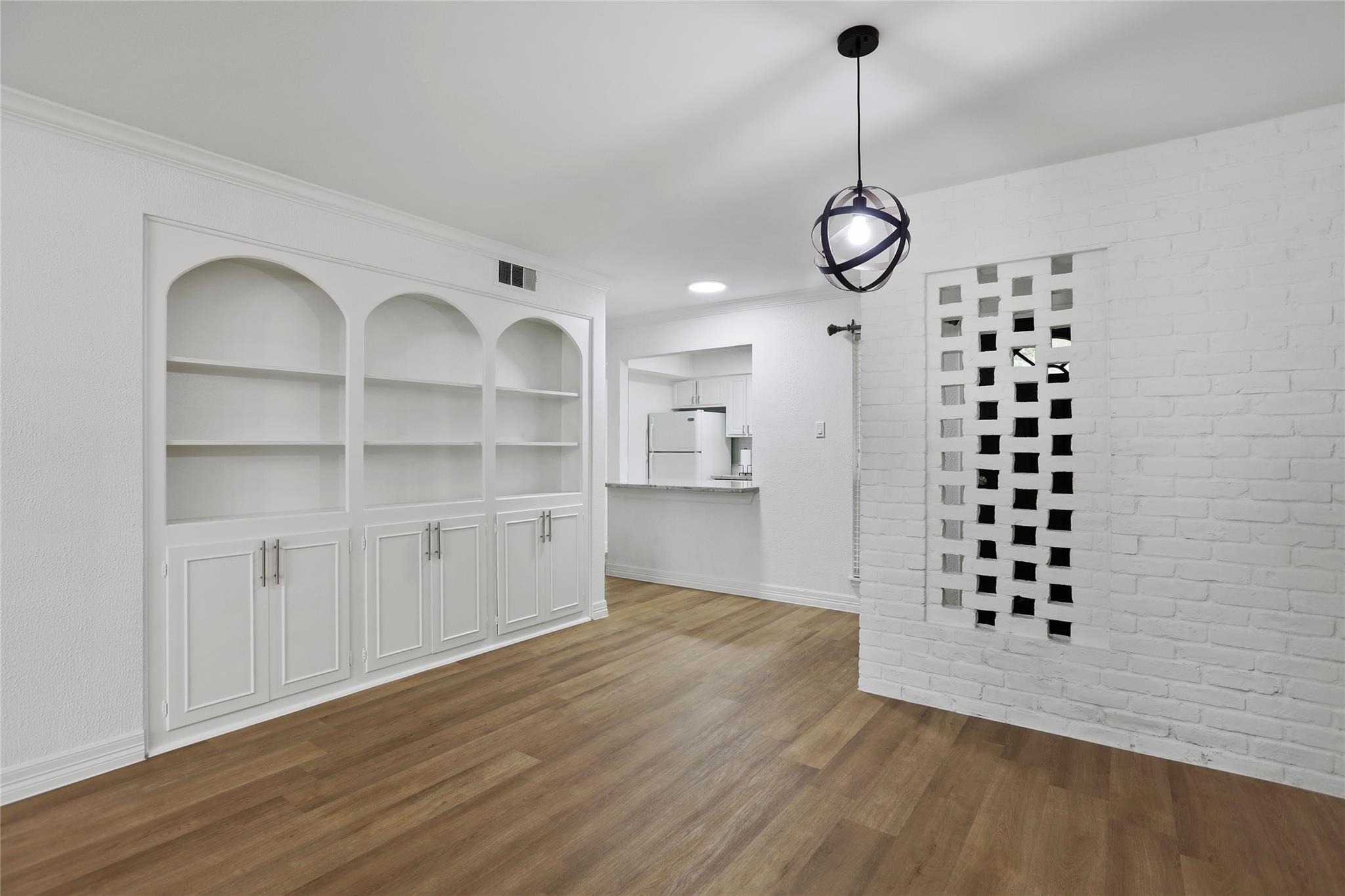 857 Wax Myrtle Lane # 4