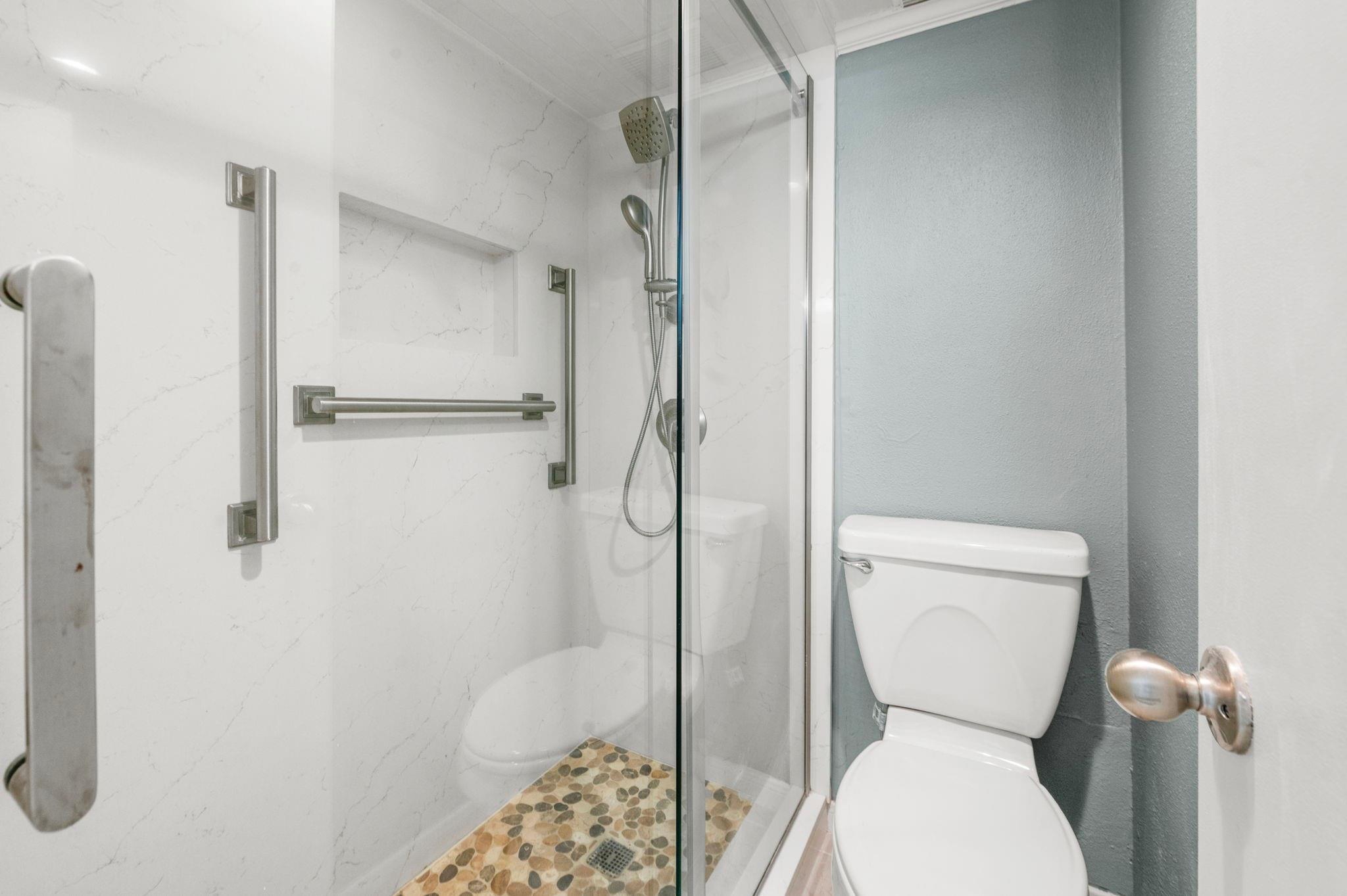 7575 Katy Freeway # 18
