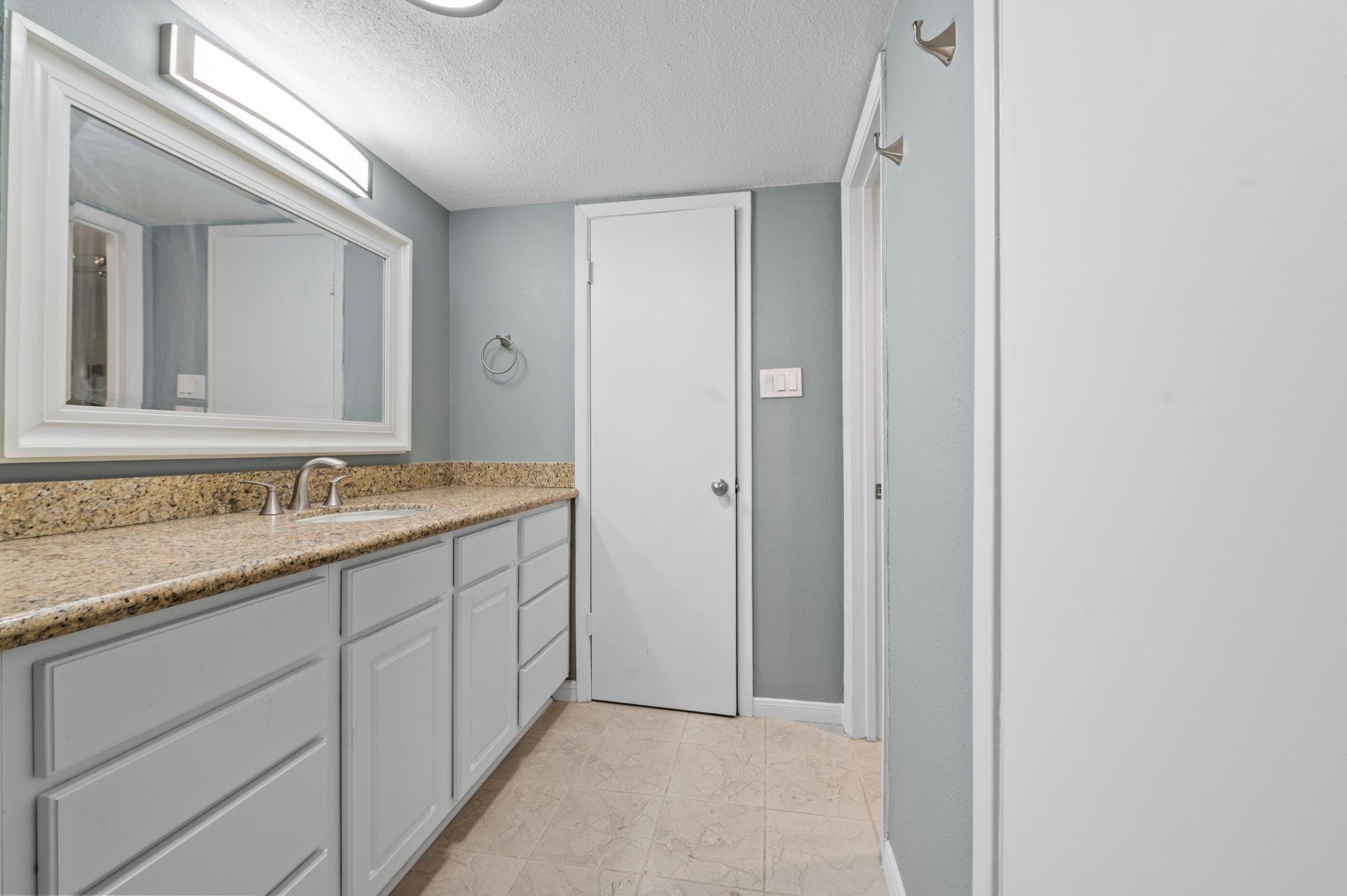 7575 Katy Freeway # 18