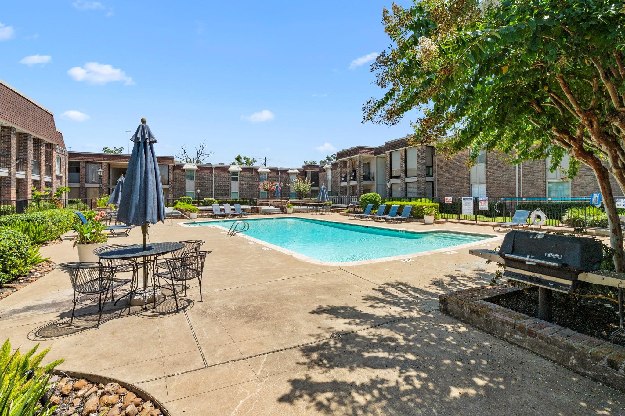 7575 Katy Freeway # 18