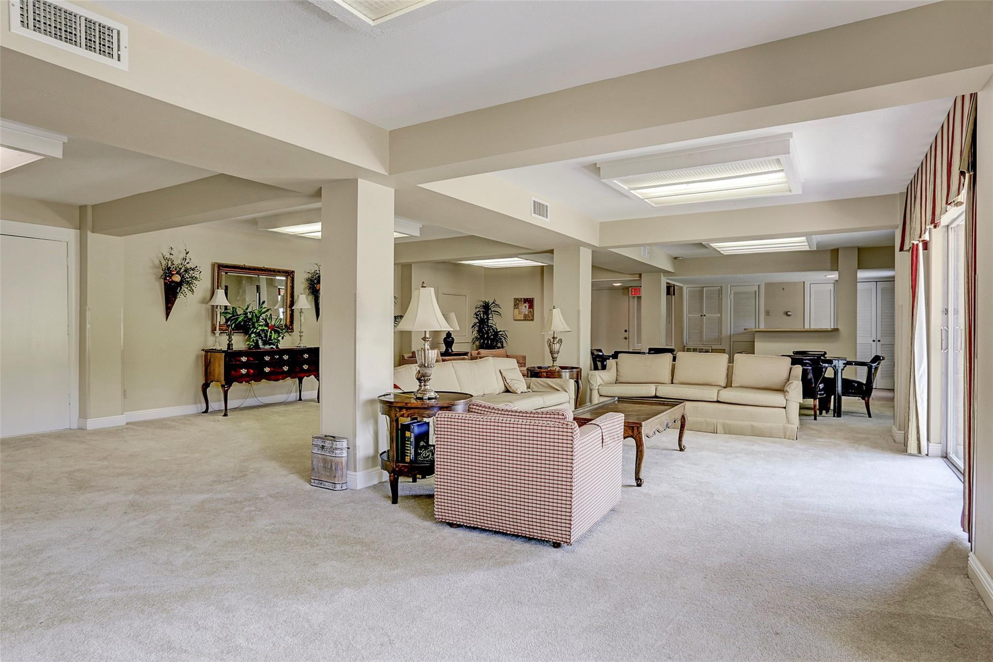 7575 Katy Freeway # 18