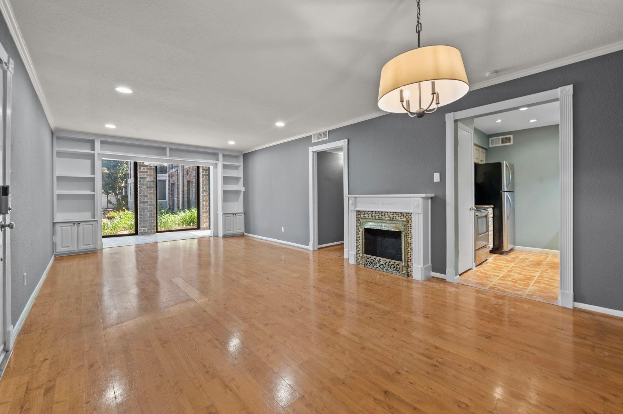 7575 Katy Freeway # 18
