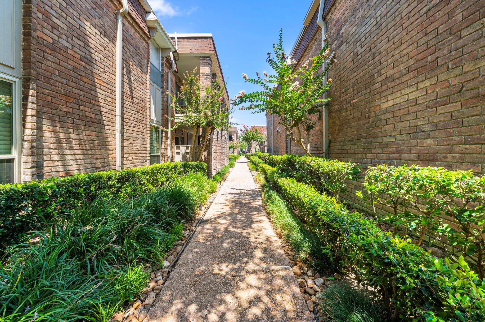 7575 Katy Freeway # 18