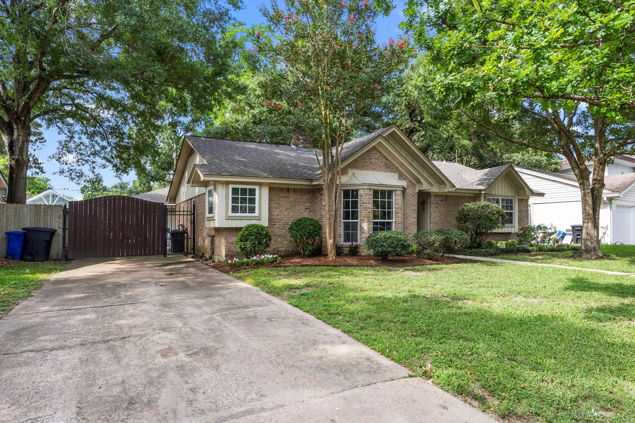 13819 Britoak Lane