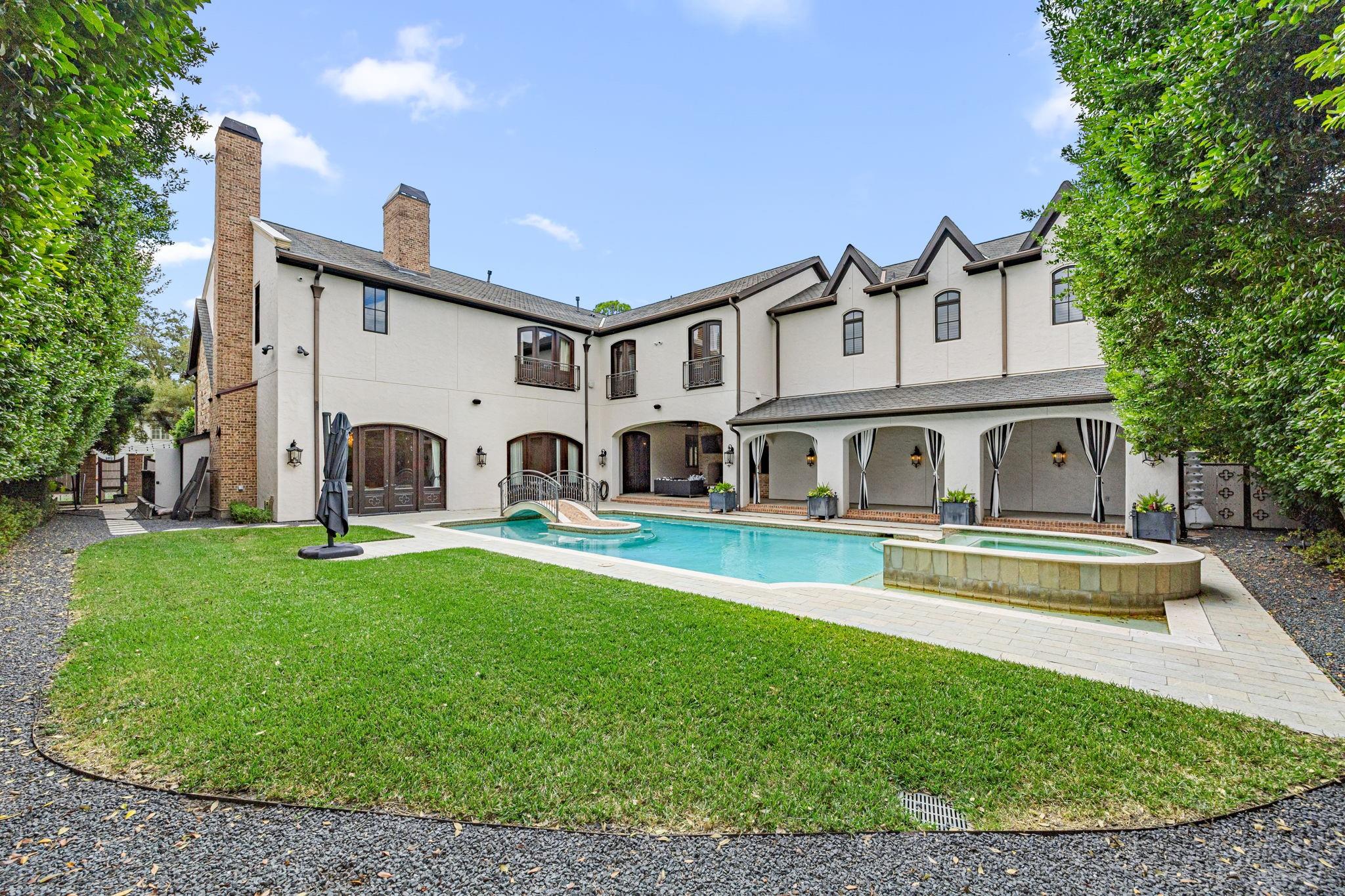 5550 Candlewood Drive