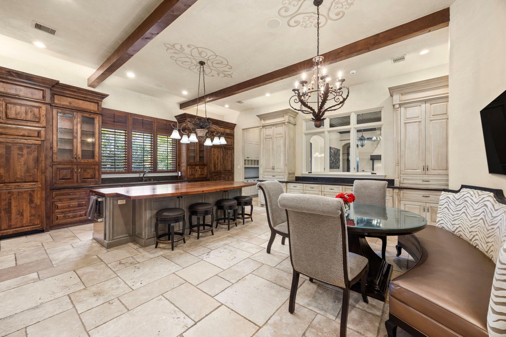 5550 Candlewood Drive