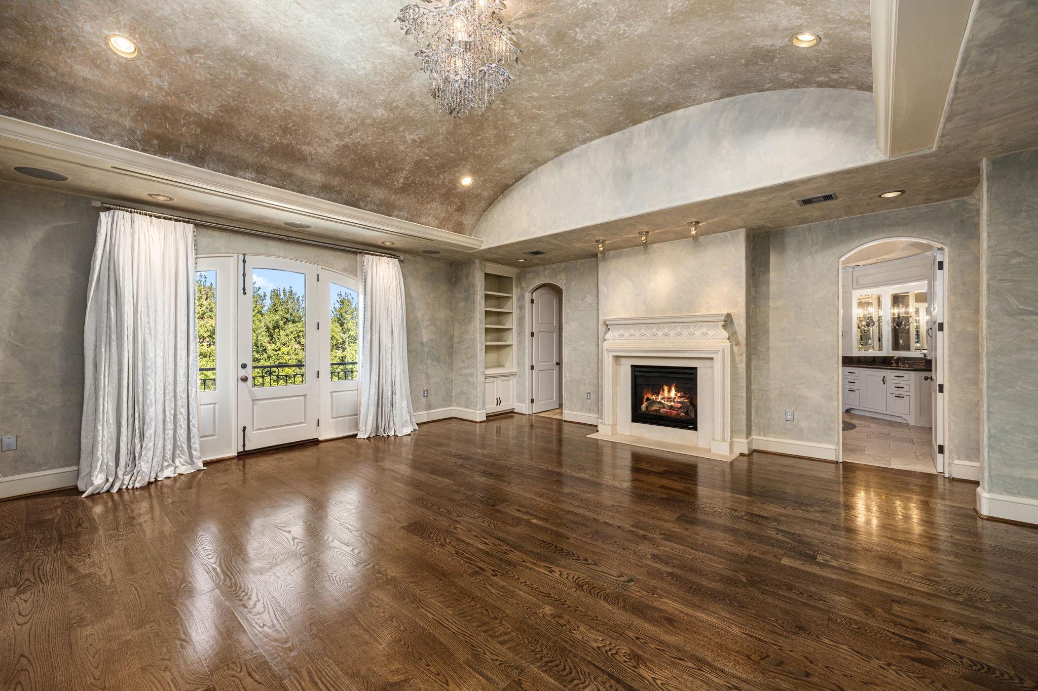 5550 Candlewood Drive