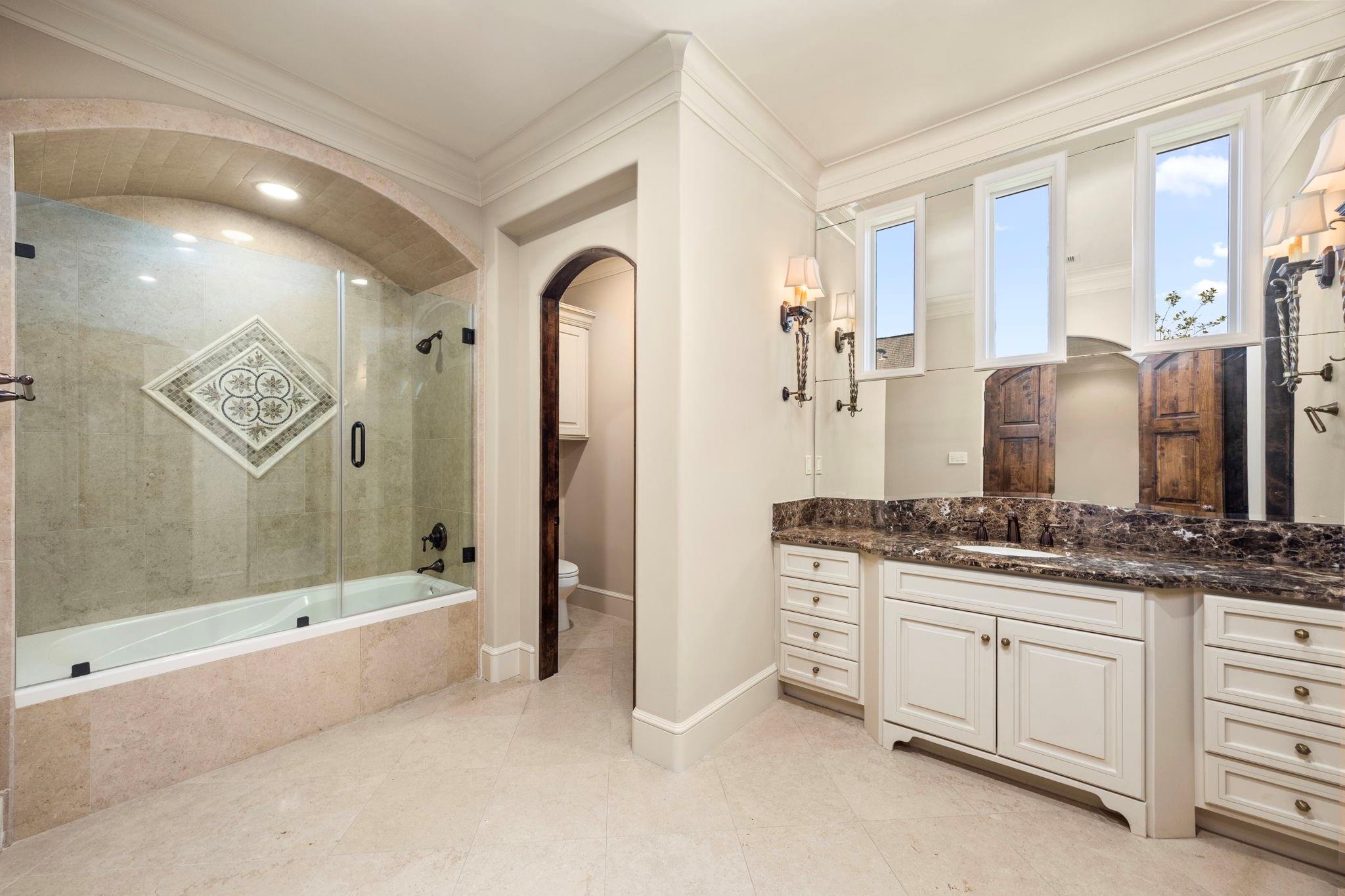 5550 Candlewood Drive