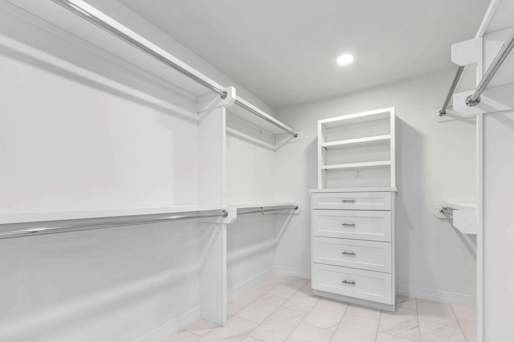 10218 Moorberry Lane