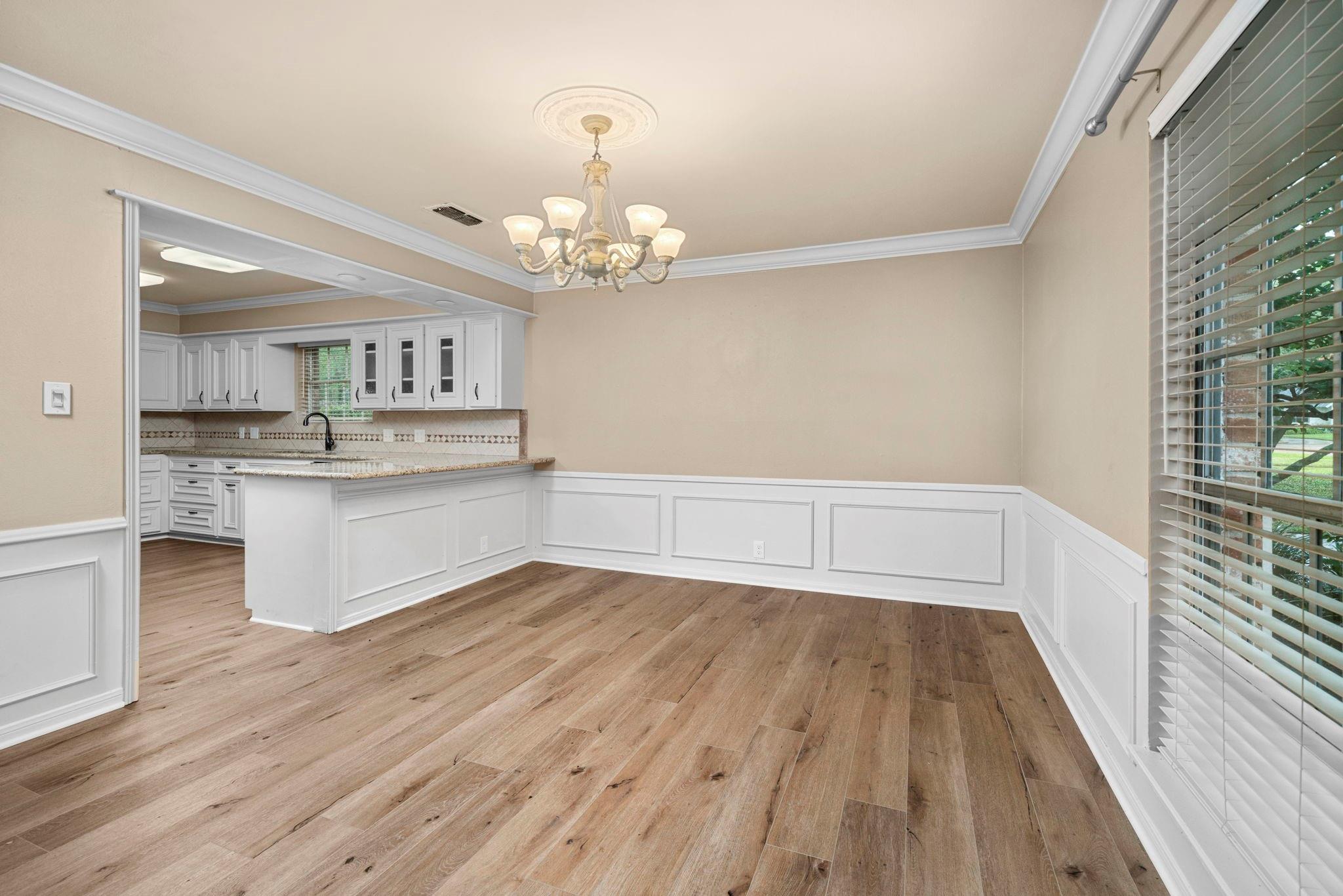 527 Briar Knoll Drive