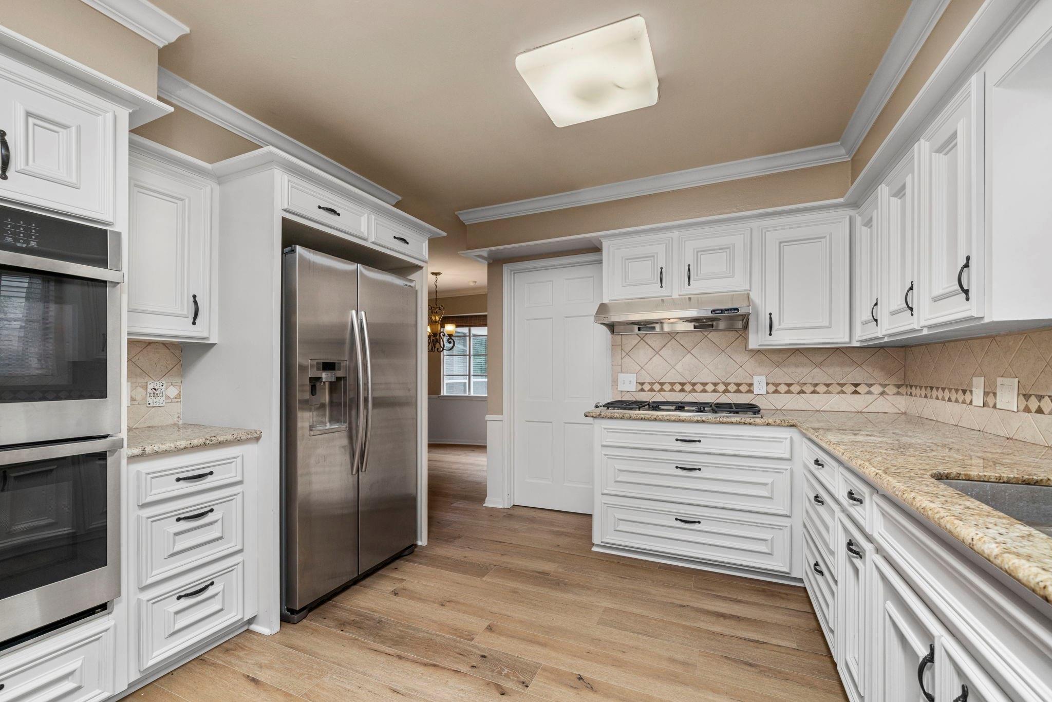 527 Briar Knoll Drive