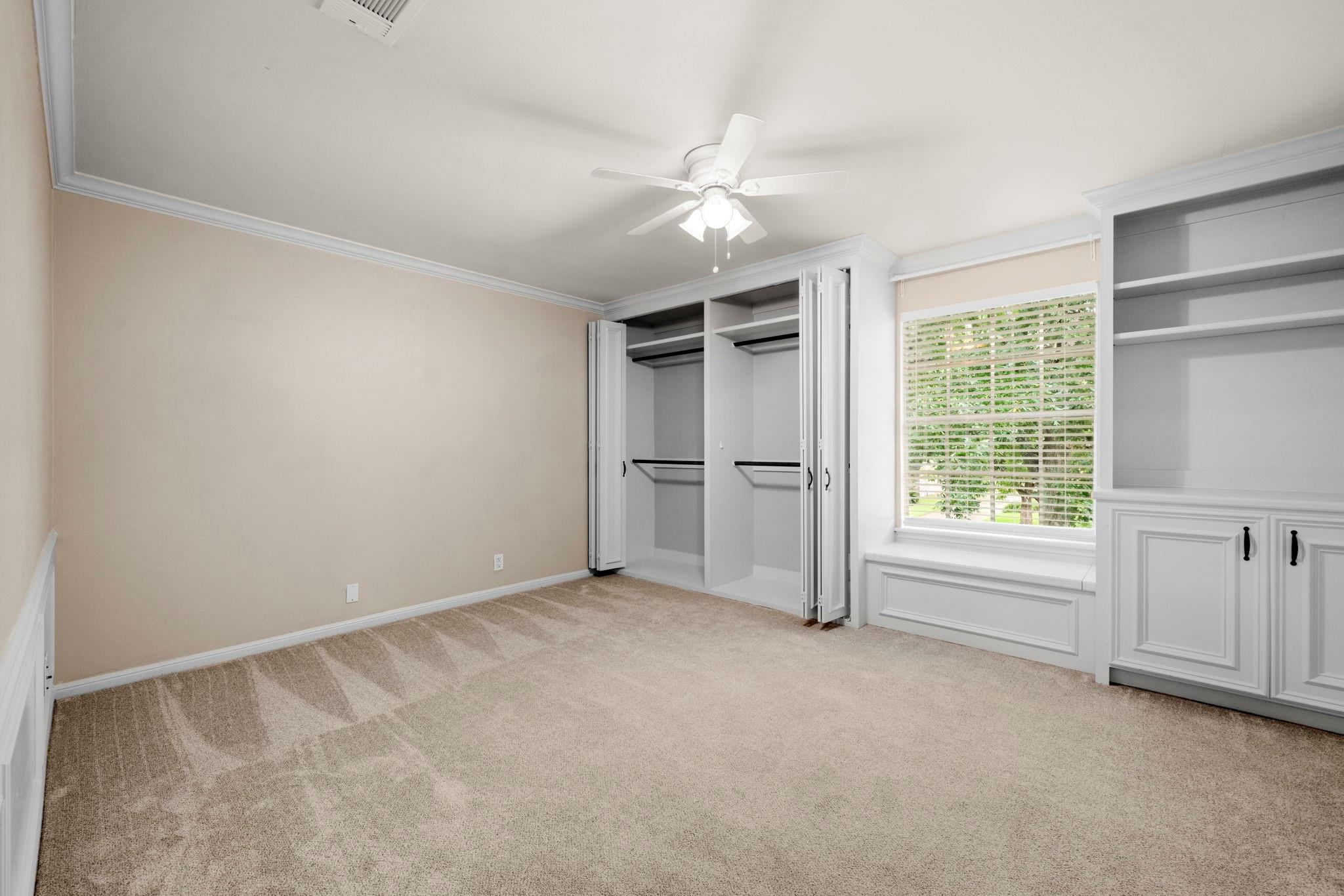 527 Briar Knoll Drive