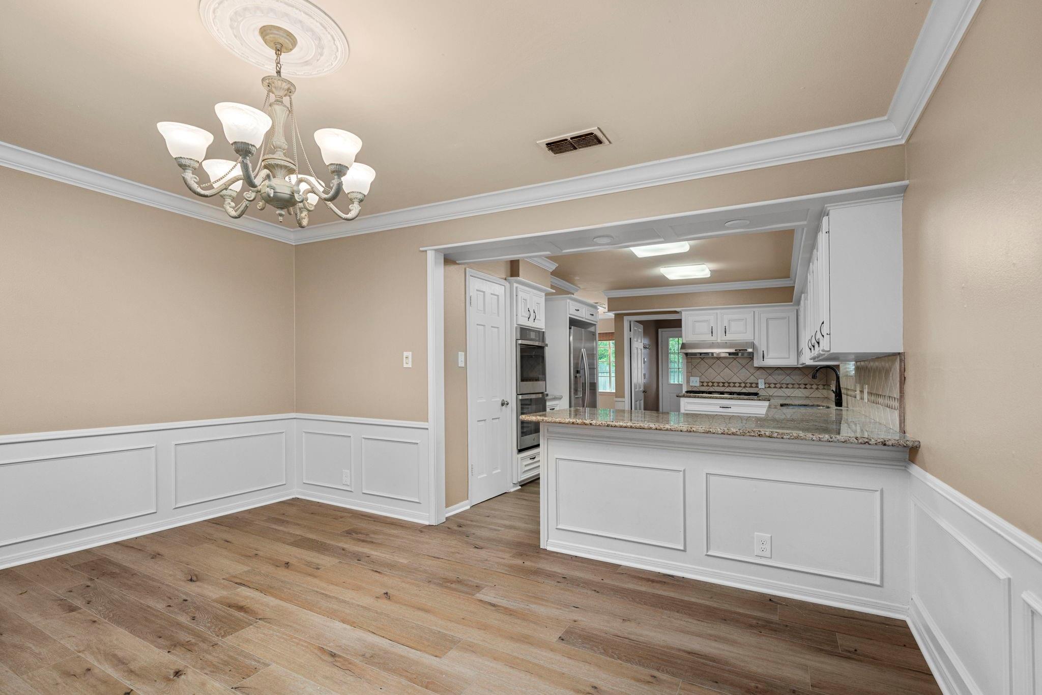 527 Briar Knoll Drive