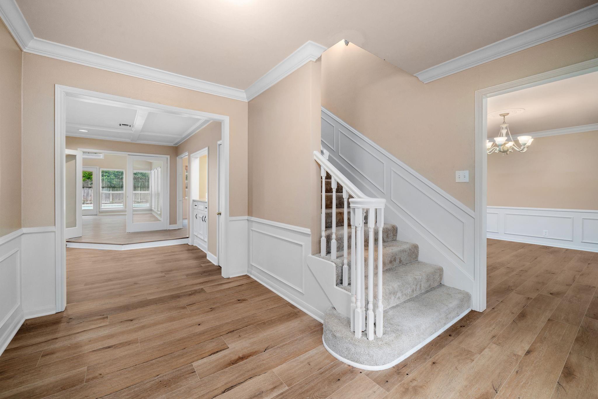 527 Briar Knoll Drive