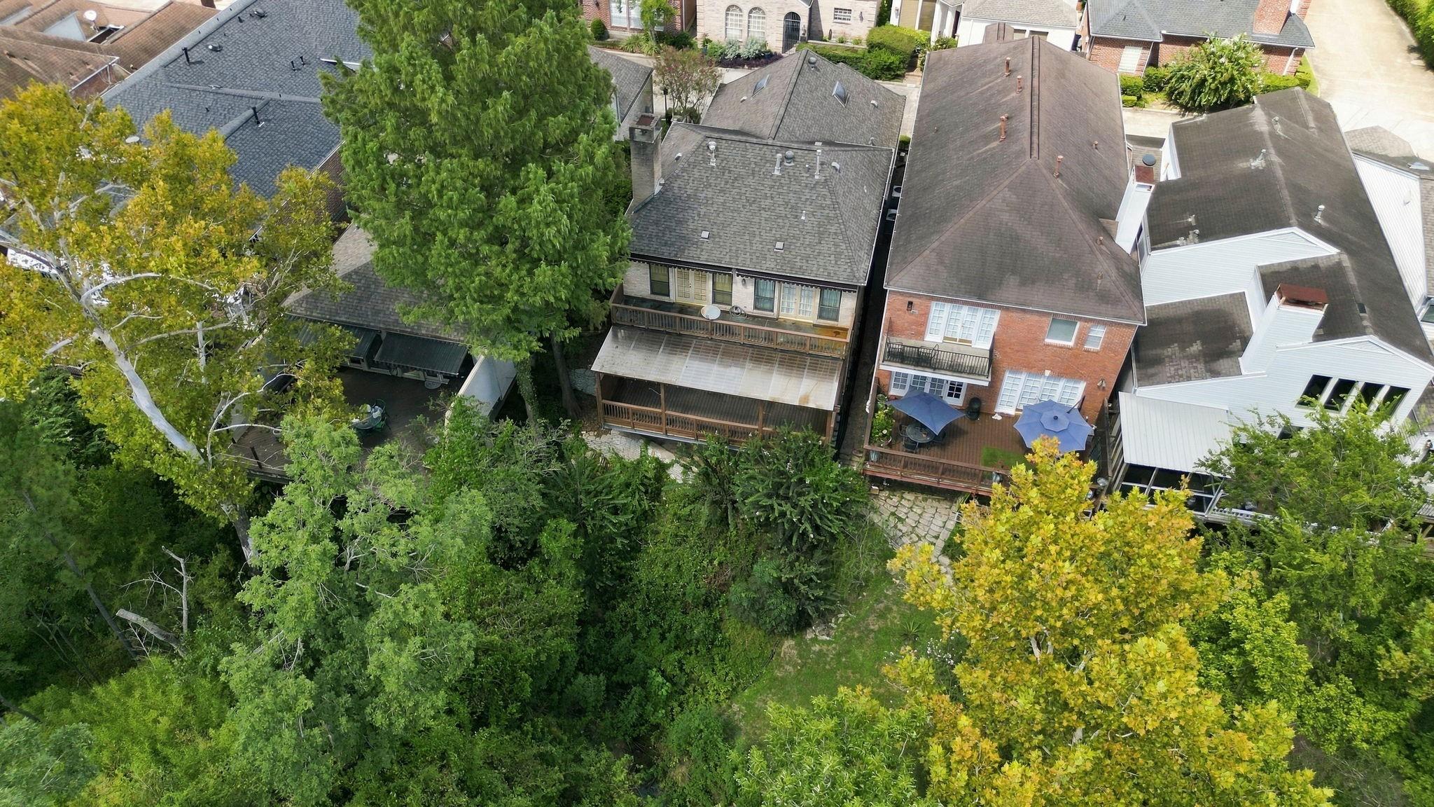 9507 Bayou Brook Street