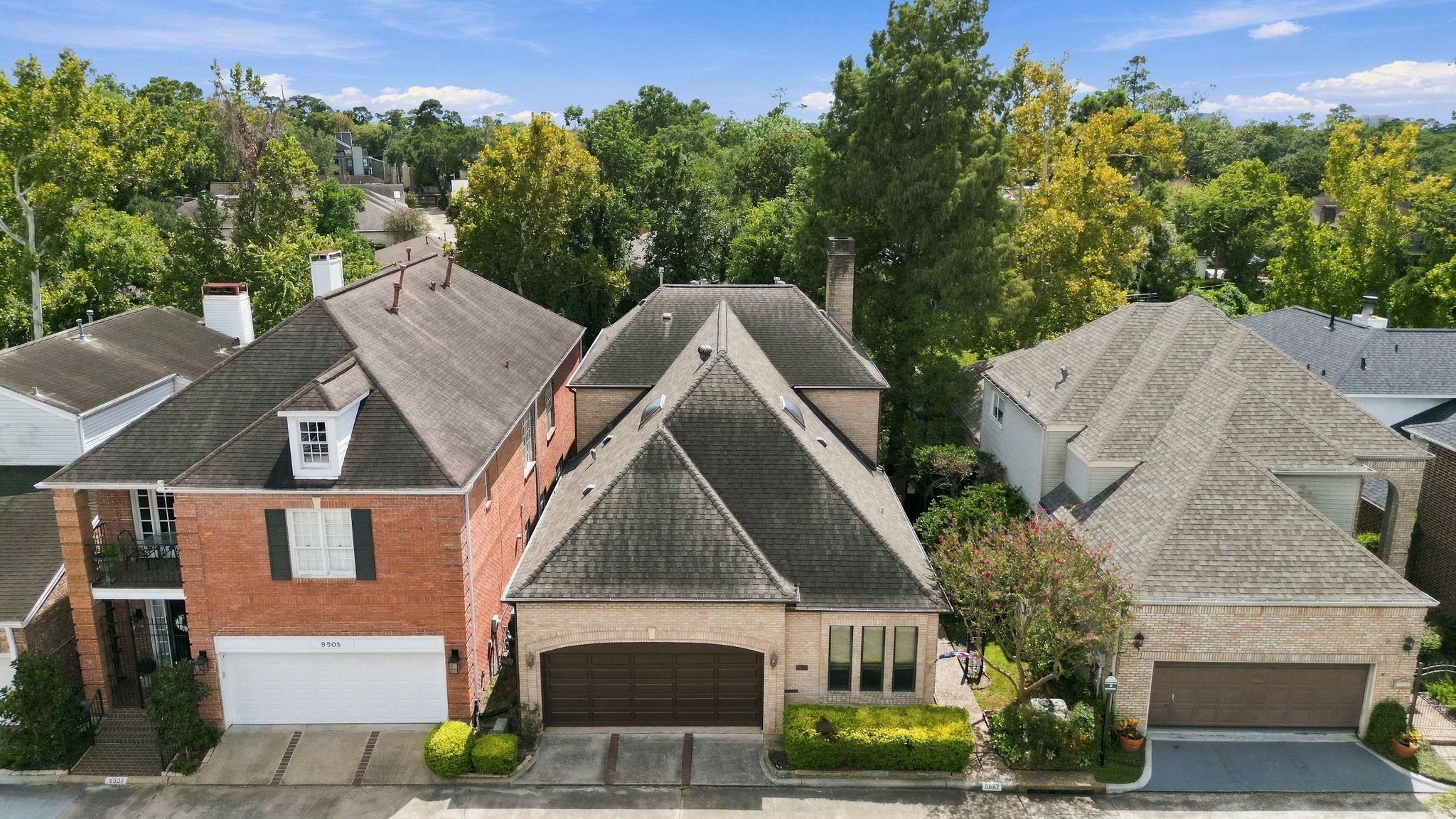 9507 Bayou Brook Street
