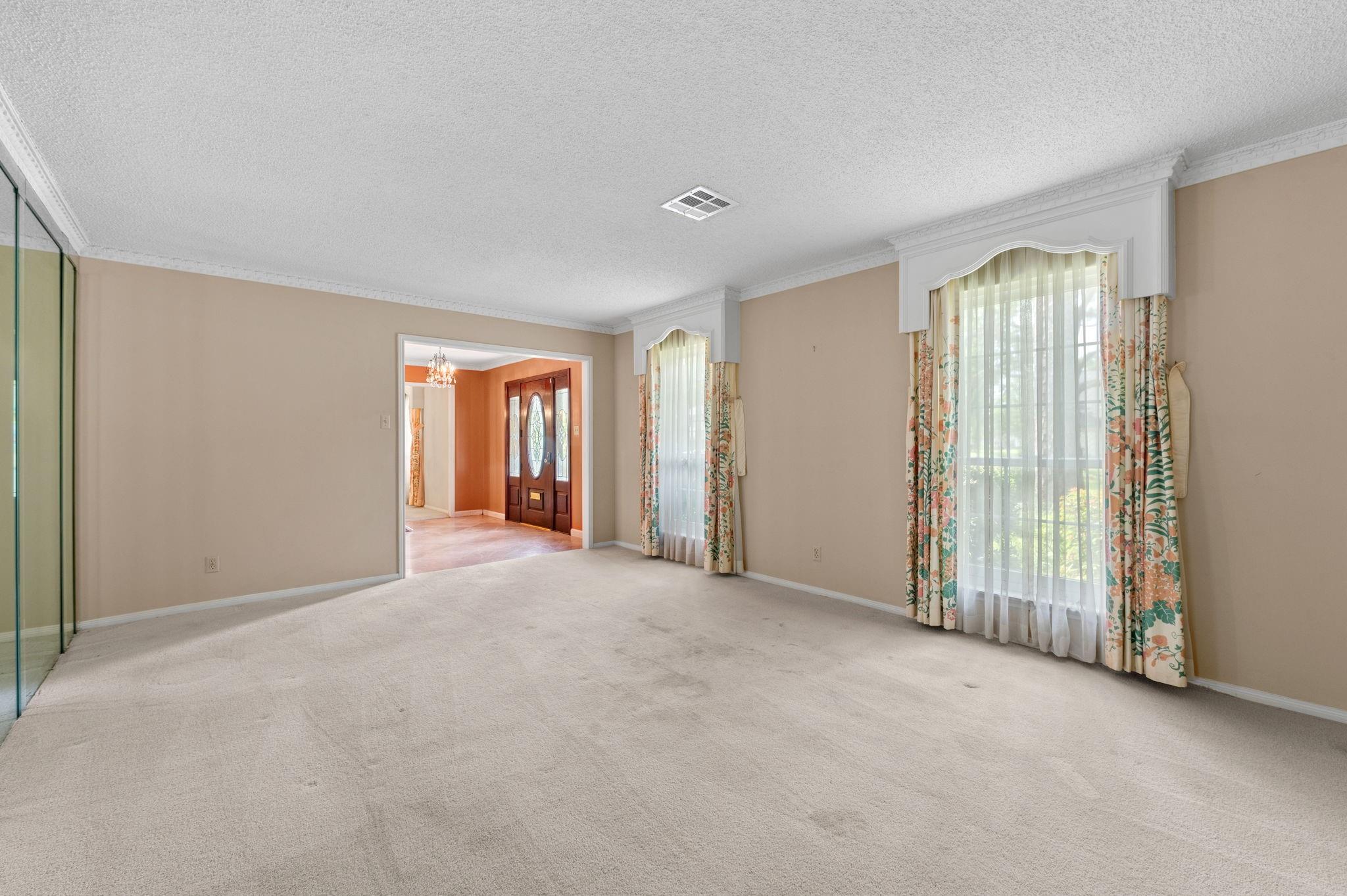 14302 Apple Tree Road