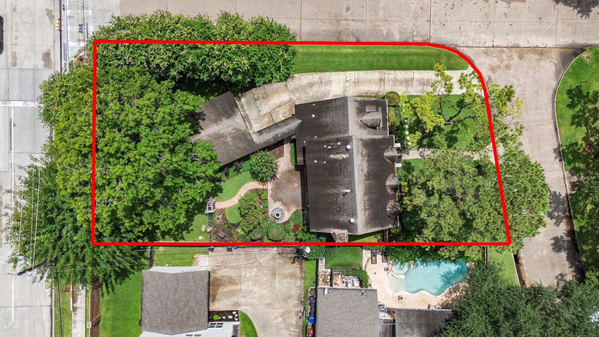 14302 Apple Tree Road