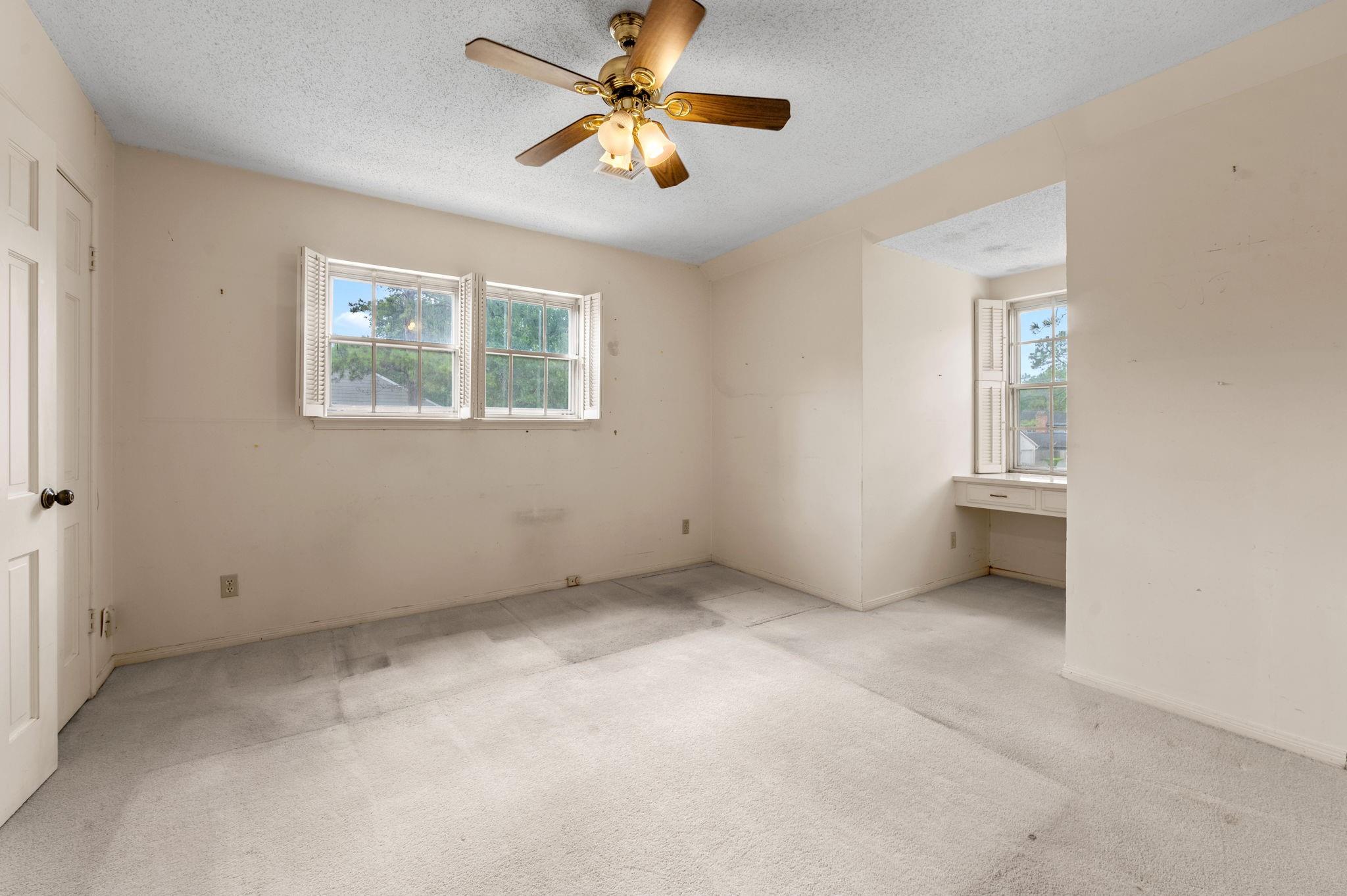 14302 Apple Tree Road