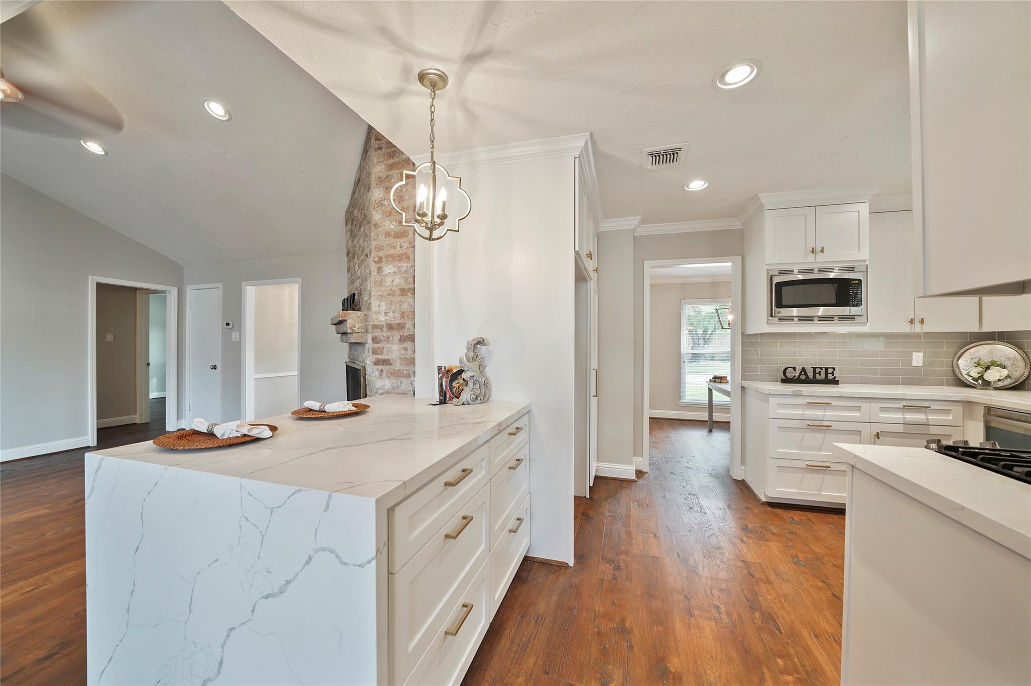 12866 Westmere