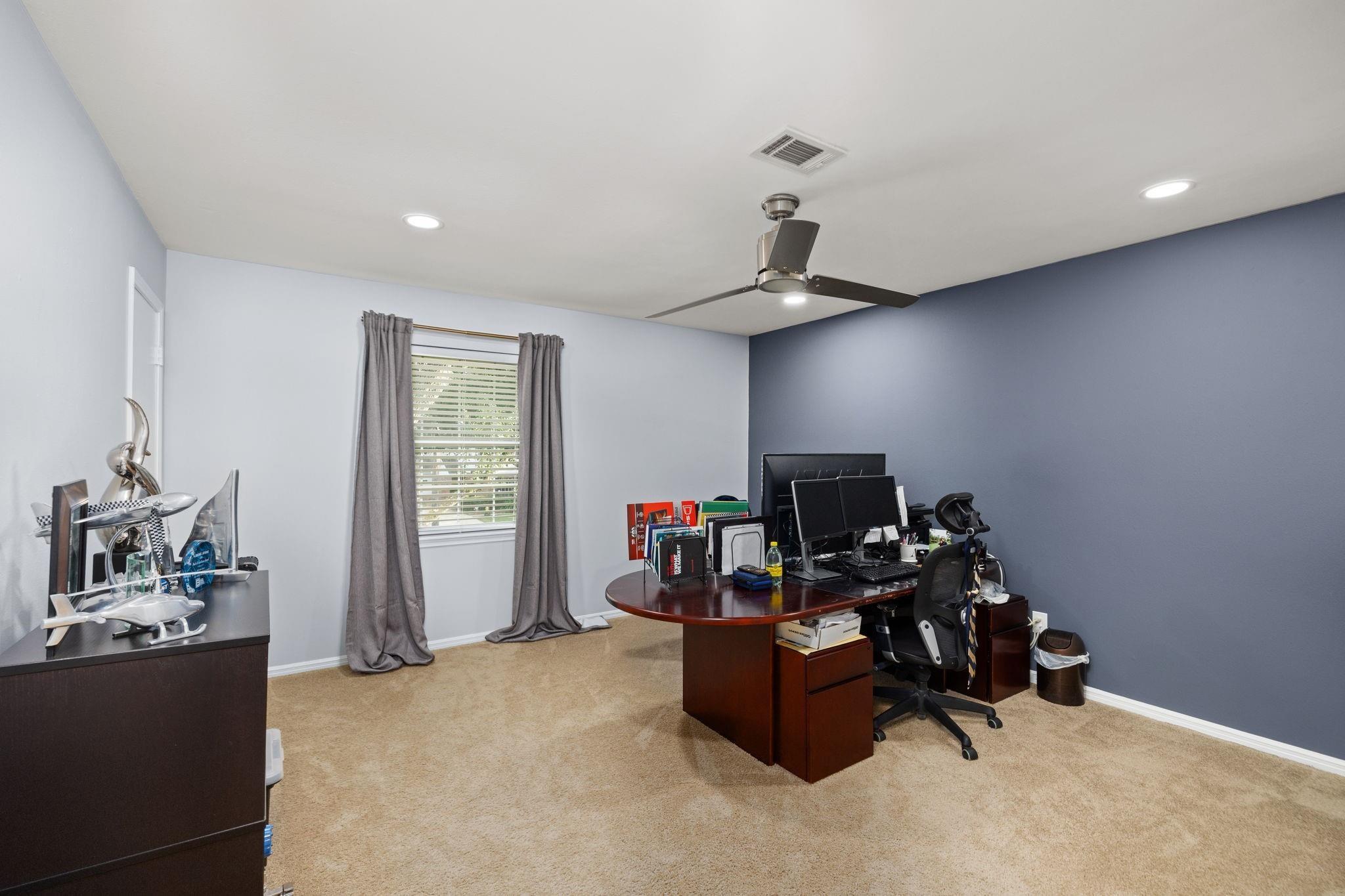 827 Thicket Lane, Houston