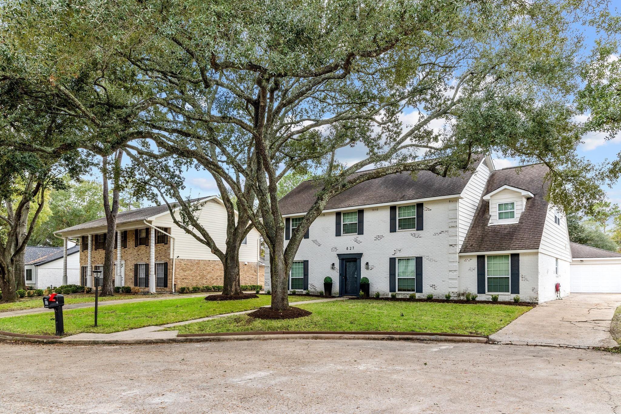 827 Thicket Lane, Houston