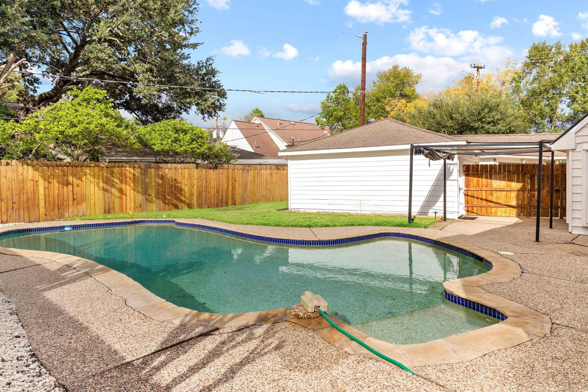 827 Thicket Lane, Houston