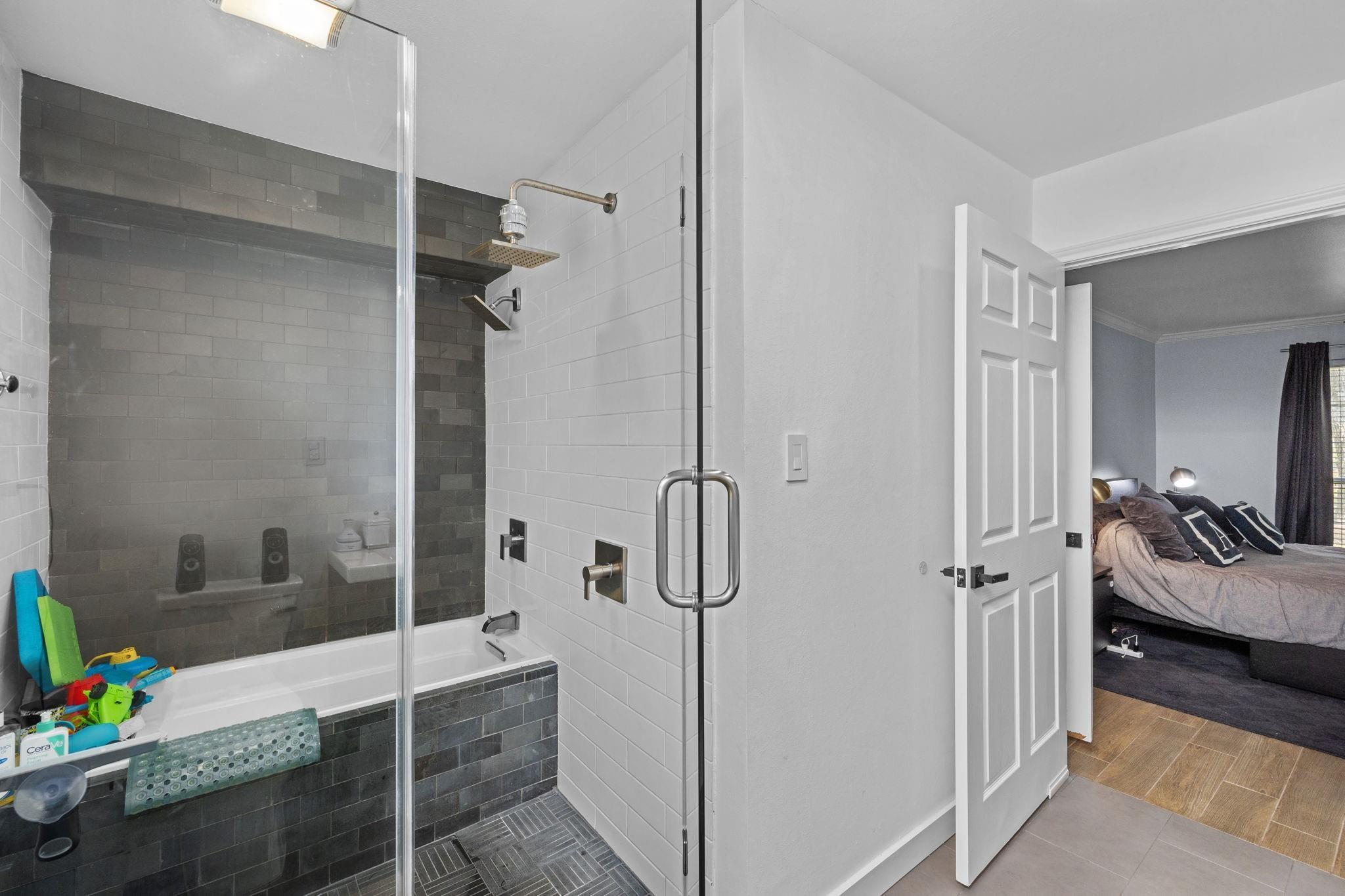 827 Thicket Lane, Houston