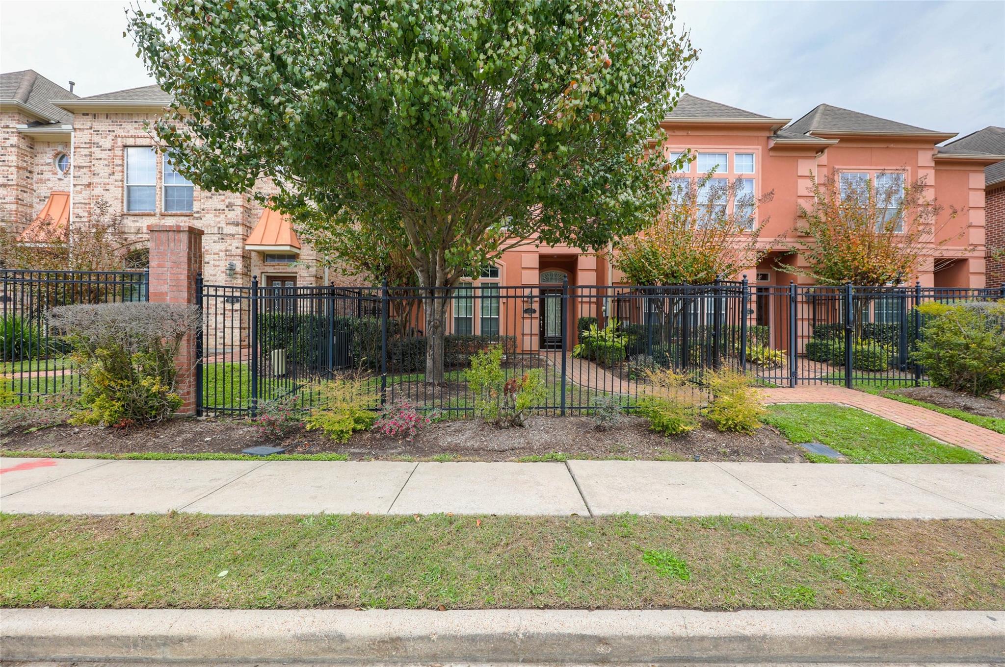 13647 Brookbluff Lane