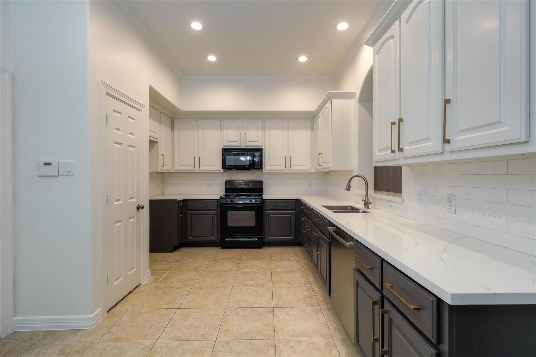 13647 Brookbluff Lane