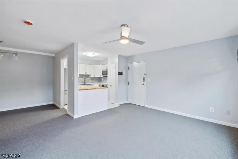 412-432 Broad Way 25A