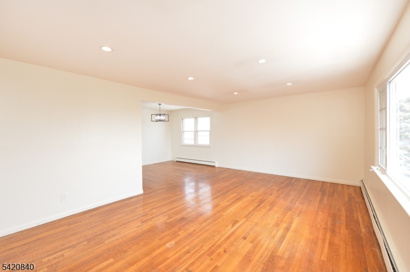 100 Eastern Way