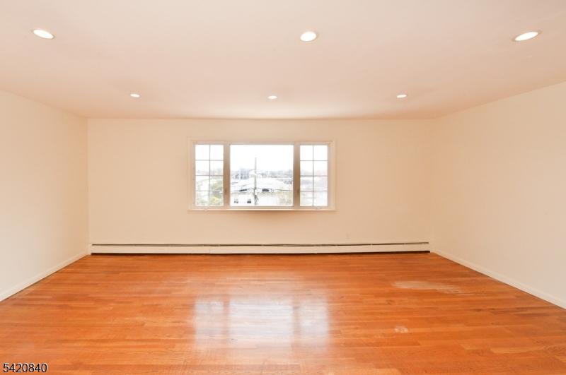100 Eastern Way