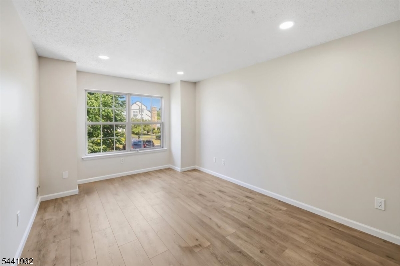 286 Nebula Rd