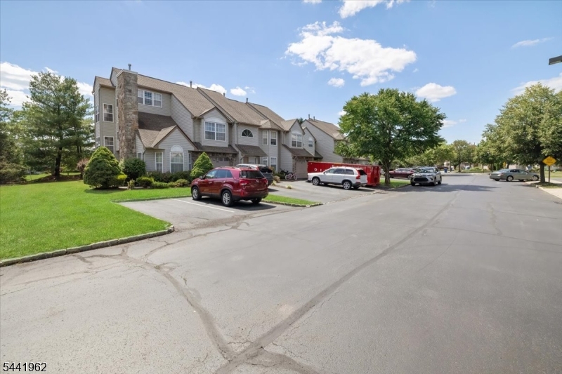 286 Nebula Rd