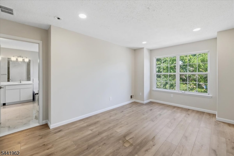 286 Nebula Rd