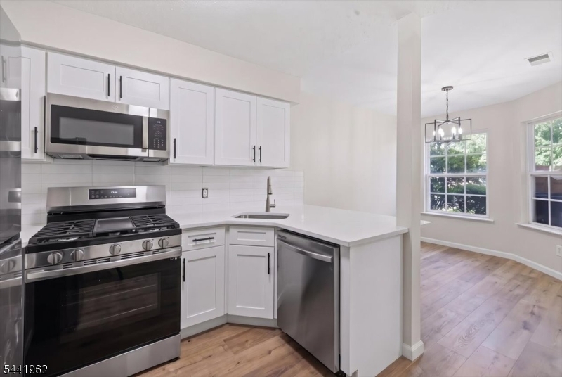 286 Nebula Rd