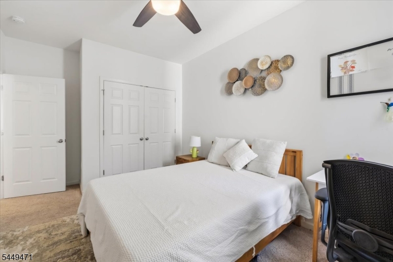 121 Sequoia Dr