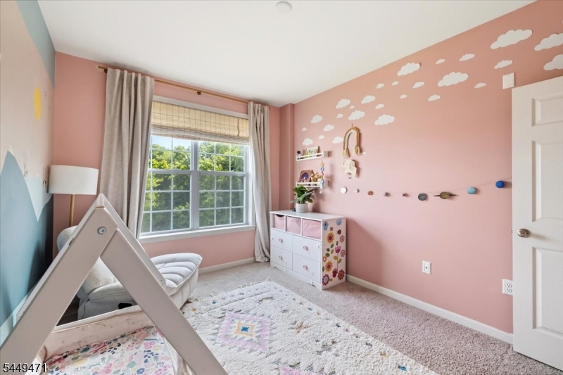 121 Sequoia Dr