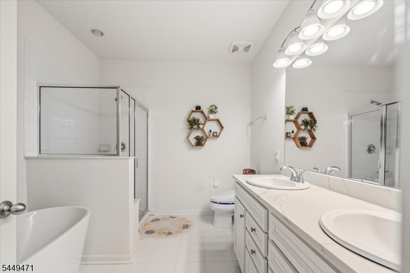 121 Sequoia Dr