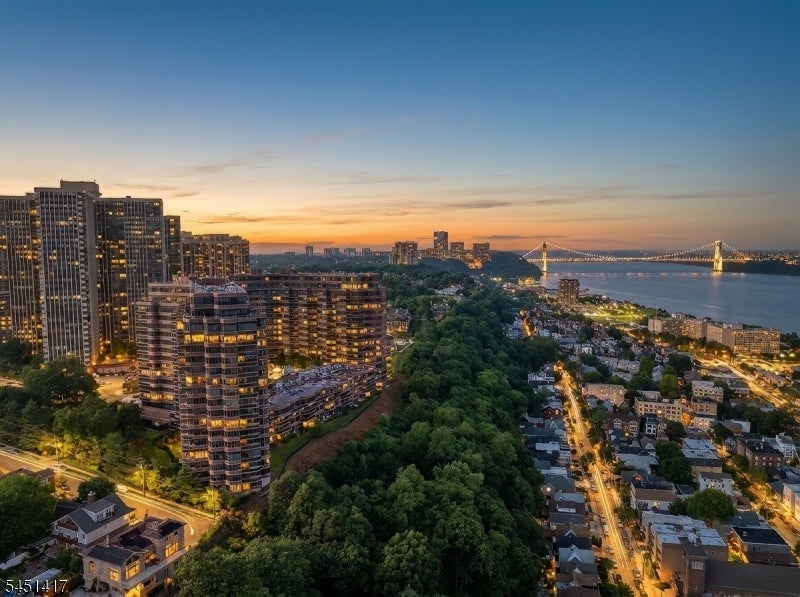 100 Carlyle Drive VG6