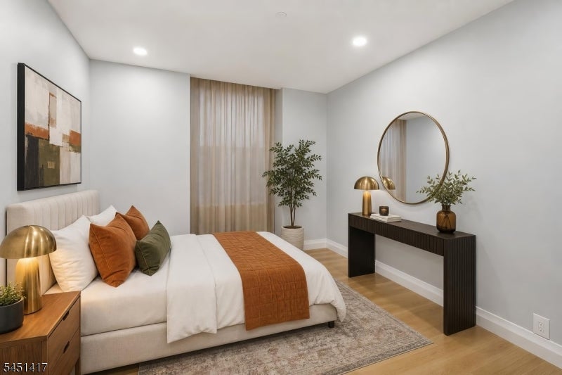 100 Carlyle Drive VG6