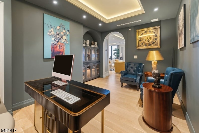 100 Carlyle Drive VG6