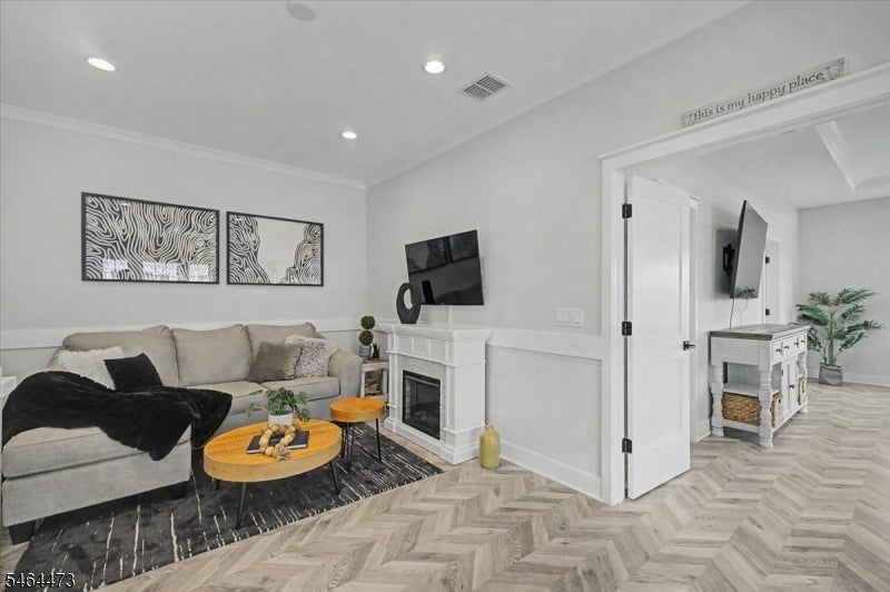 17 Aspen Dr