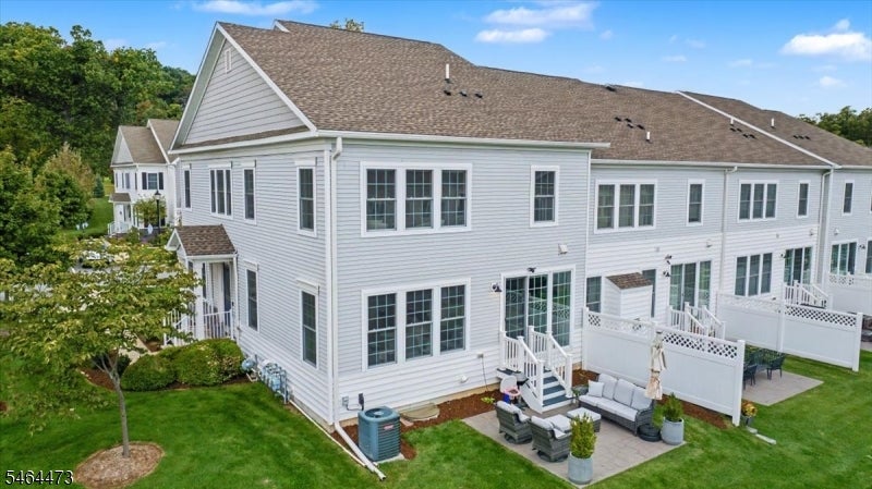 17 Aspen Dr