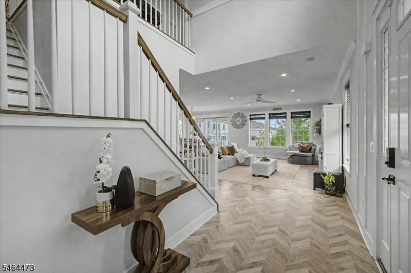 17 Aspen Dr
