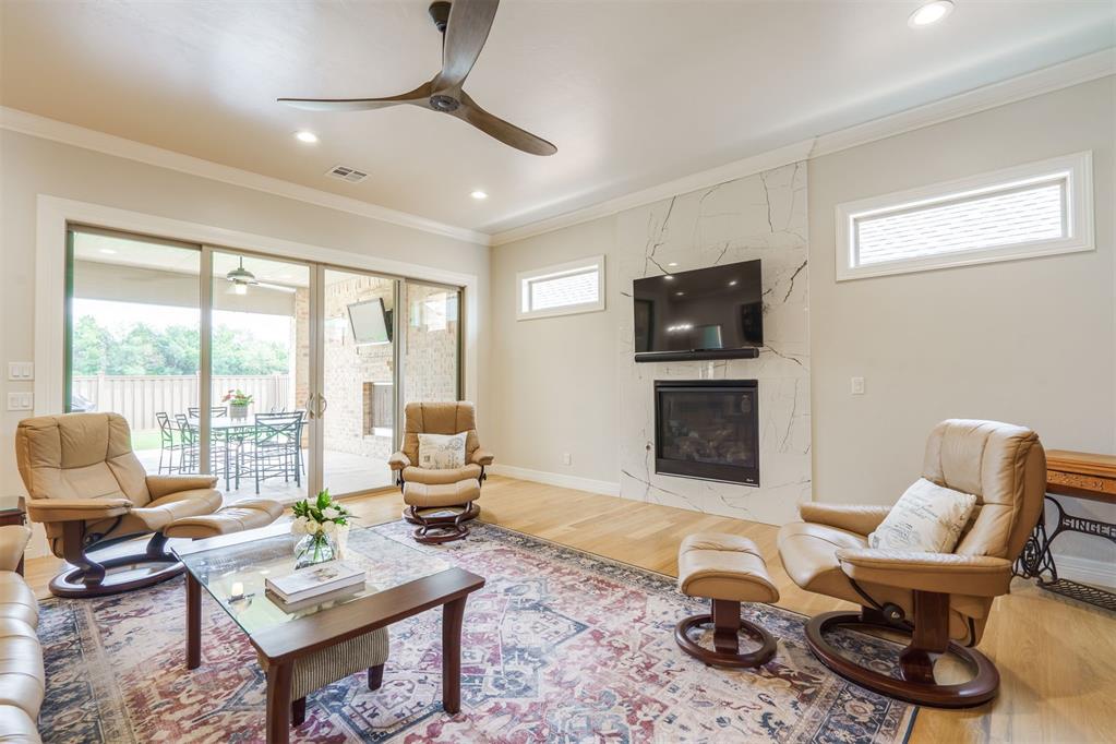 2908 Wood Thrush Way