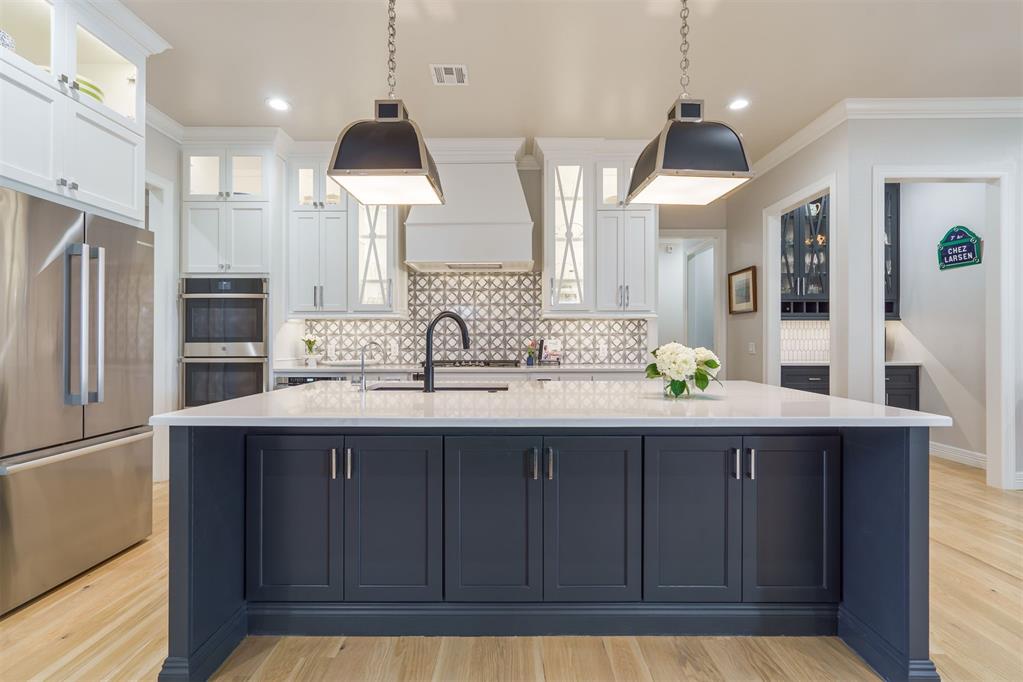 2908 Wood Thrush Way